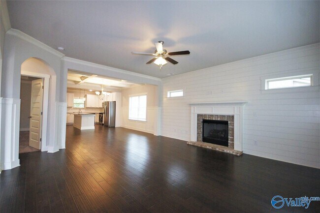 Building Photo - 12 Silky Oak Cir SW