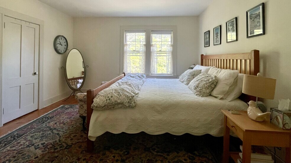 Building Photo - 29 Summer St