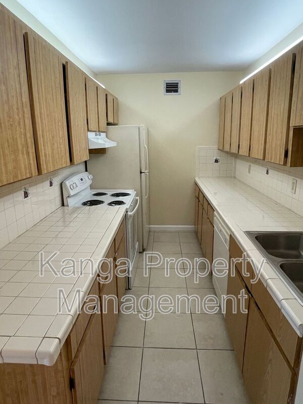 Building Photo - 11605 NW 29th Ct