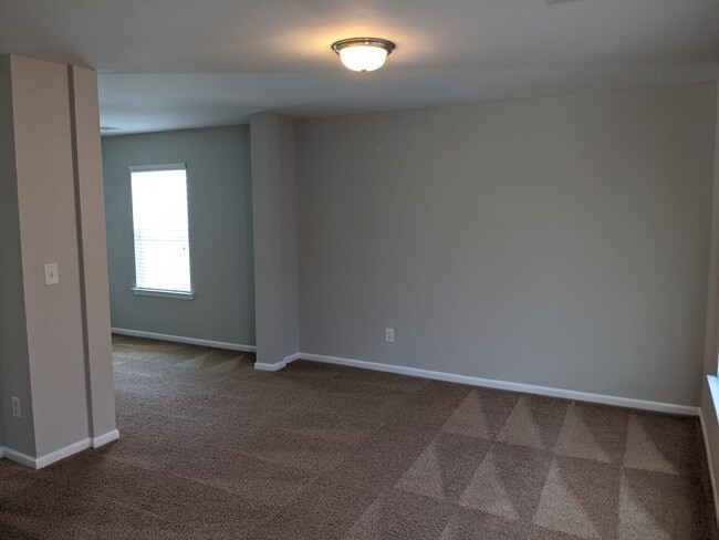Building Photo - Gardens of Eastfield - Location, Location!
