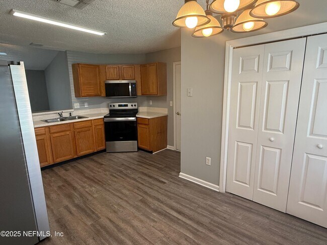 Building Photo - 2742 Secret Harbor Dr