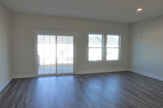 Building Photo - 8 Rockshire Trl