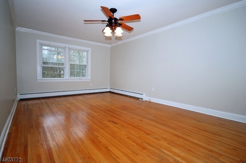 Bedroom - 30 Madison St