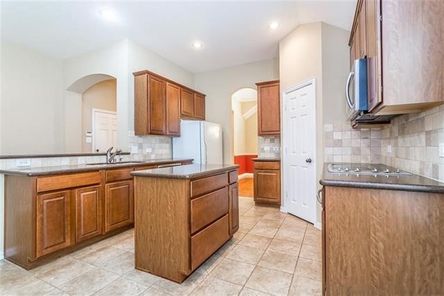 Building Photo - 9321 Jerico Dr