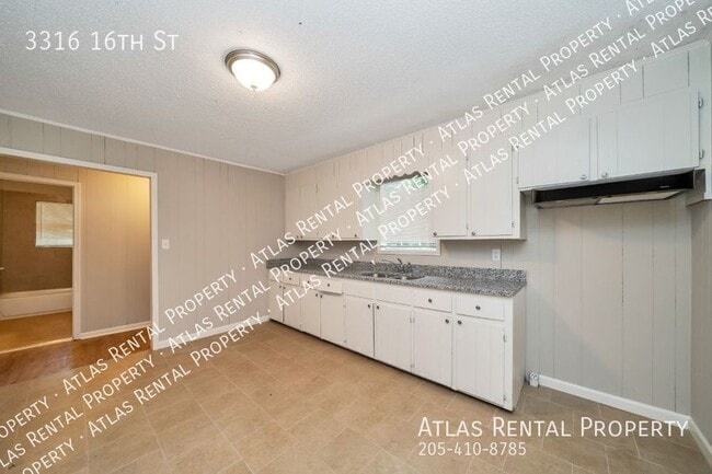 Building Photo - 3316 16th St