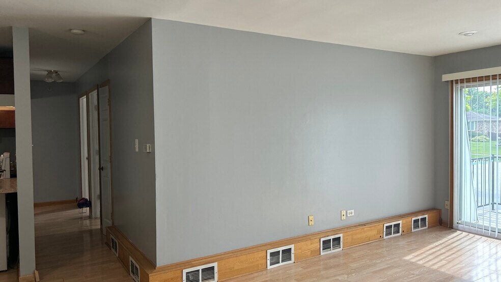 Building Photo - 10275 86th Terrace