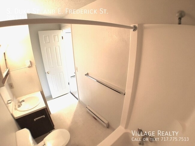 Building Photo - 119 S Duke St