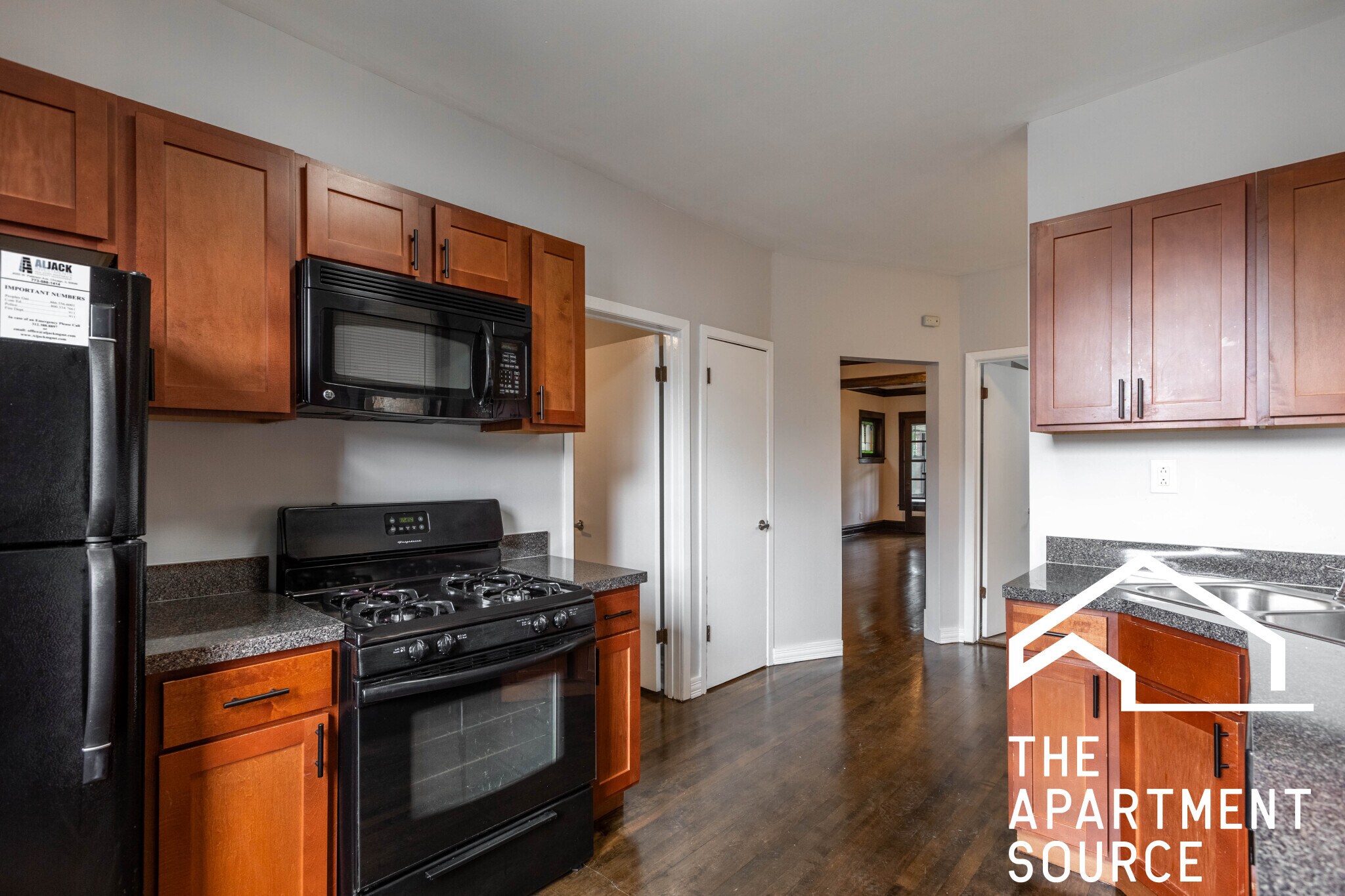 Building Photo - 3823 N Drake Ave