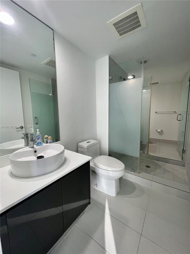 Building Photo - 31 SE 6th St