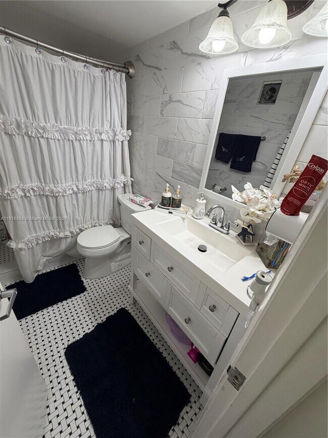 Building Photo - 13198 SW 10th Terrace