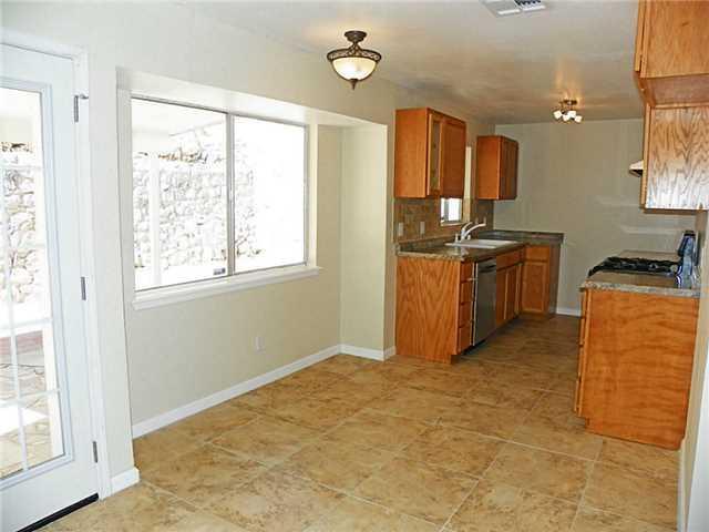 Building Photo - 333 Lomont Dr