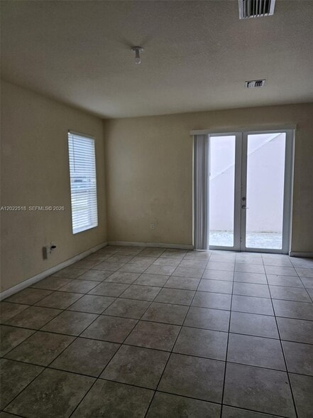 Building Photo - 9530 SW 171st Ct
