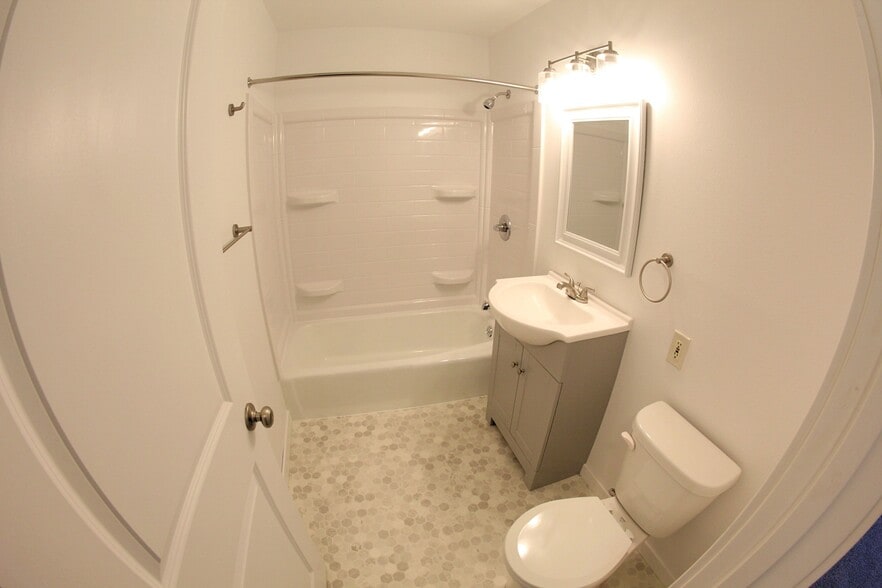 Building Photo - Bishop's Place Apartments