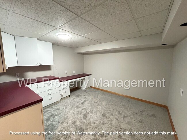 Building Photo - 4 Bed 2.5 Bathroom Home for Rent in Sylvania