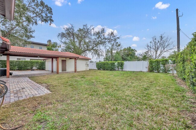 Building Photo - Gorgeous Winter Park Home
