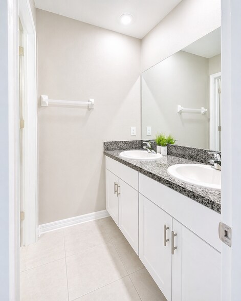 Building Photo - 31764 Sun Kettle Lp