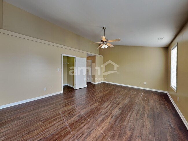 Building Photo - 207 Mayors Ln