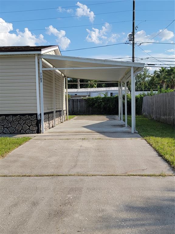 Building Photo - 7502 Charlin Pkwy