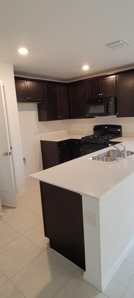 Building Photo - 3476 Mildren Bnd