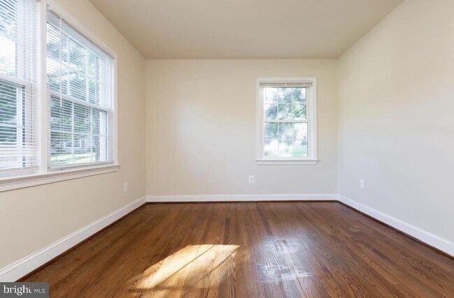 Building Photo - 10106 Phoebe Ln