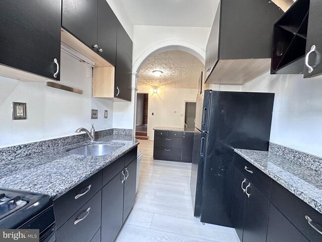 Building Photo - 909 S 8th St