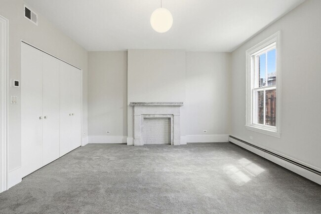 Building Photo - 150 W Concord St