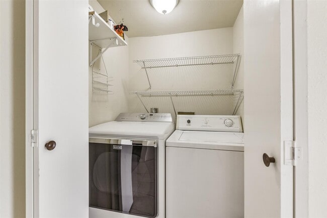 Building Photo - 6343 Clemson St