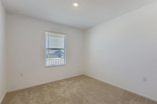 Building Photo - 14412 Nini Cv