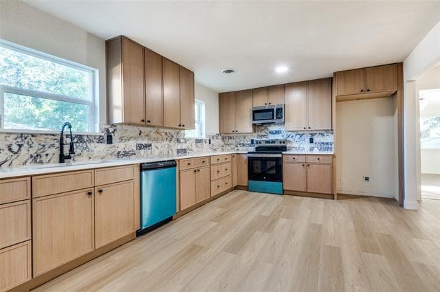 Building Photo - 704 Turner Blvd