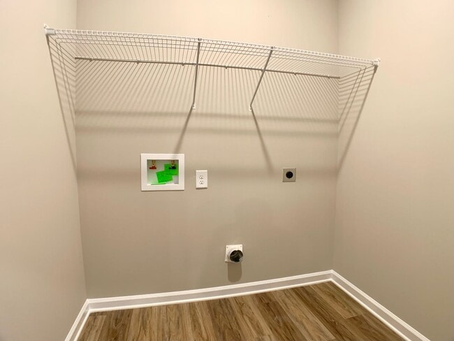 Building Photo - 413 Ayden Ln