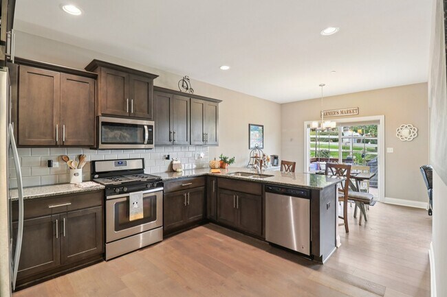 Building Photo - 11138 Alpine Ln