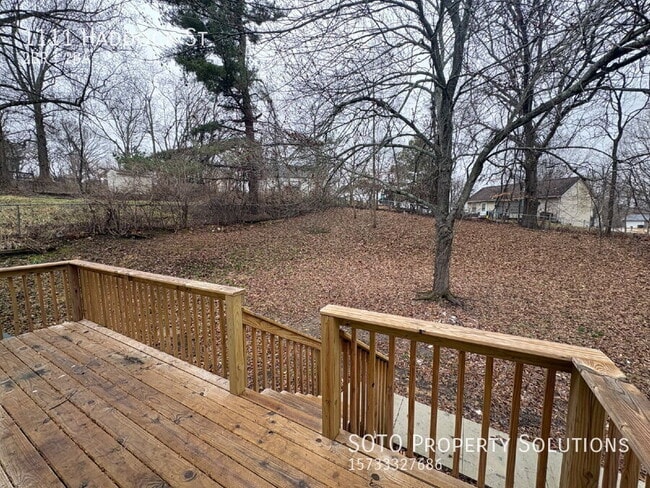 Building Photo - 1111 Haddock St