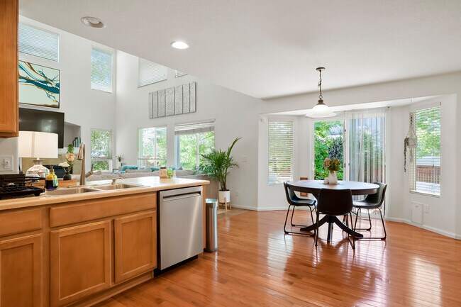 Building Photo - 16655 Trail Sky Cir