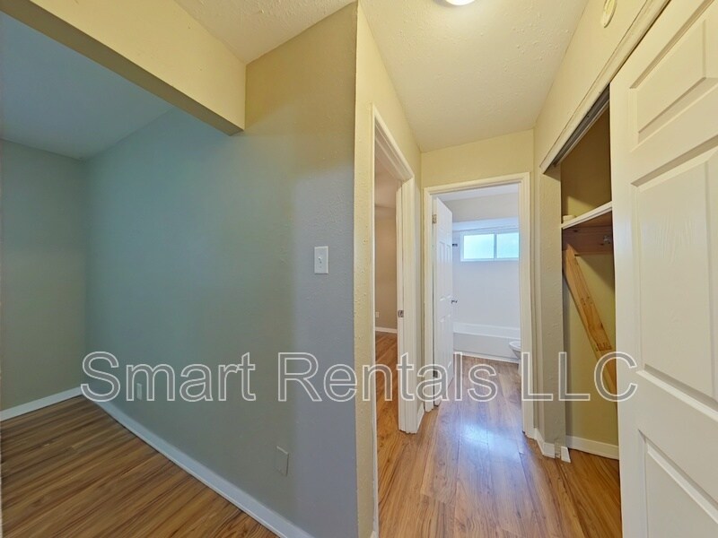 Building Photo - 3021 Pestalozzi St
