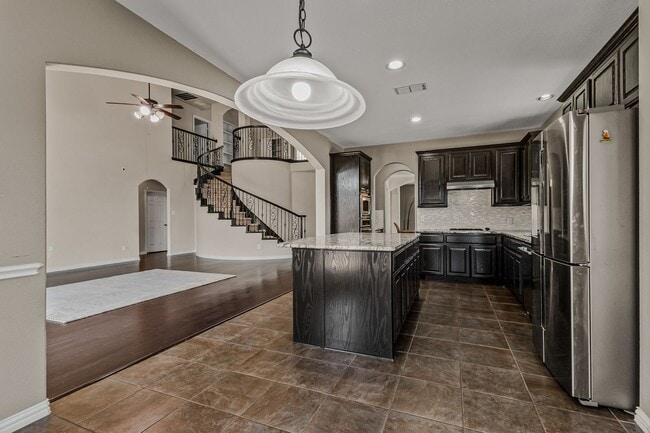 Building Photo - 14020 Sparrow Hill Dr