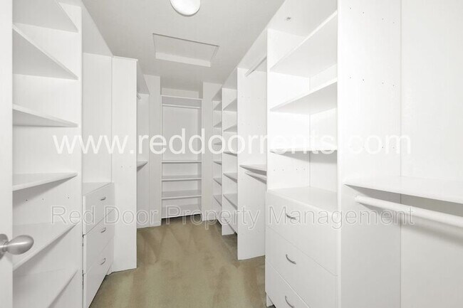 Building Photo - 7737 Solomon Dr
