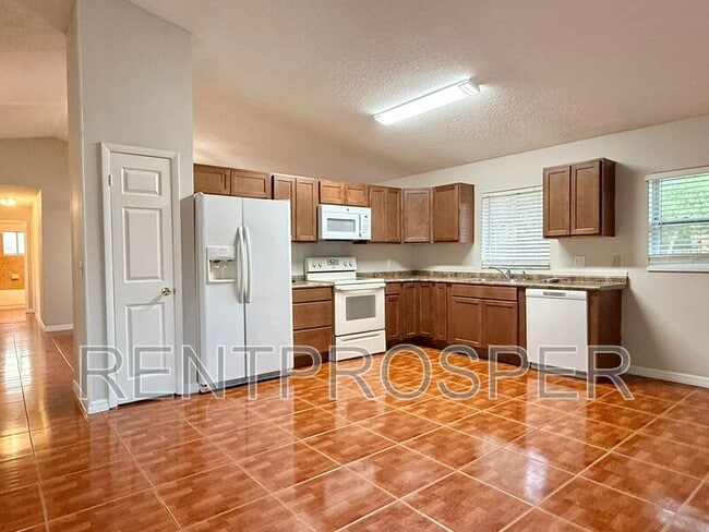 Building Photo - 2310 Pebble Ct