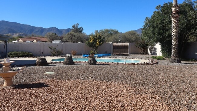 Building Photo - In ground Pool