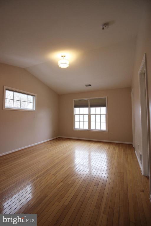 Building Photo - 243 Winter Walk Dr