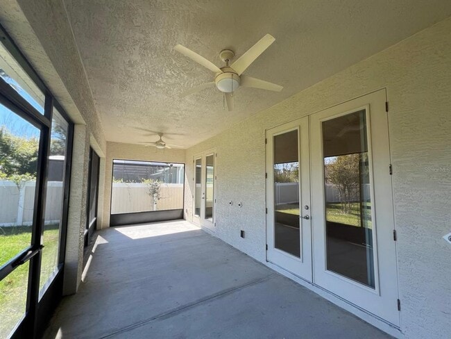 Building Photo - 6 Sea Shark Path