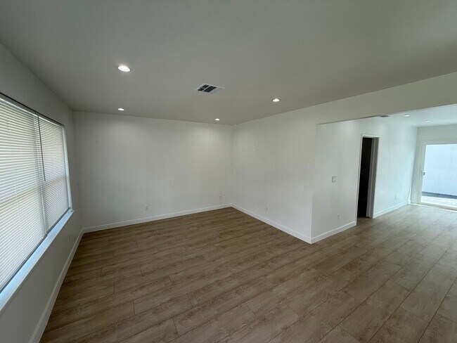 Building Photo - Bassett Properties