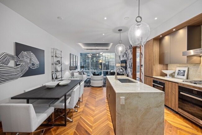 Building Photo - 300 International Drive