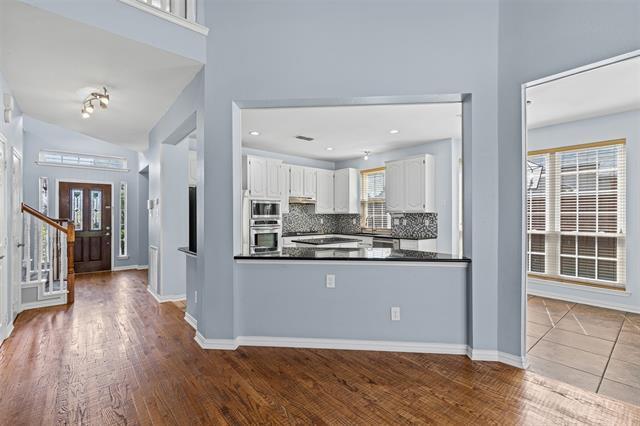 Building Photo - 7713 La Guardia Dr
