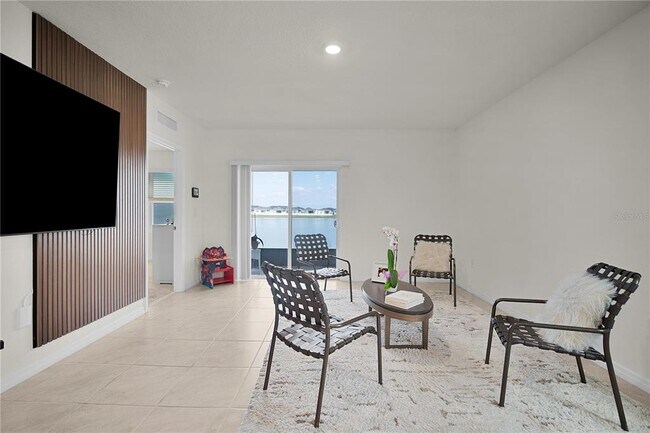 Building Photo - 1749 Southfork Dr