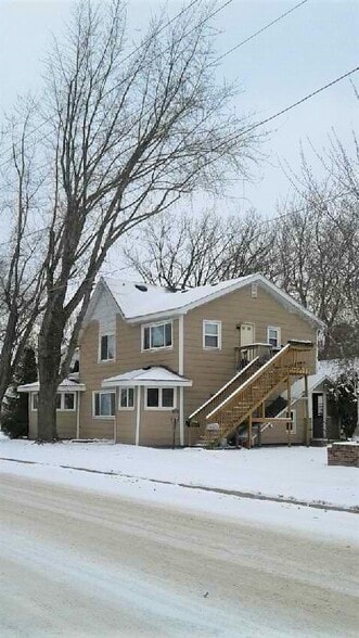 Building Photo - 239 Harriman Ave S