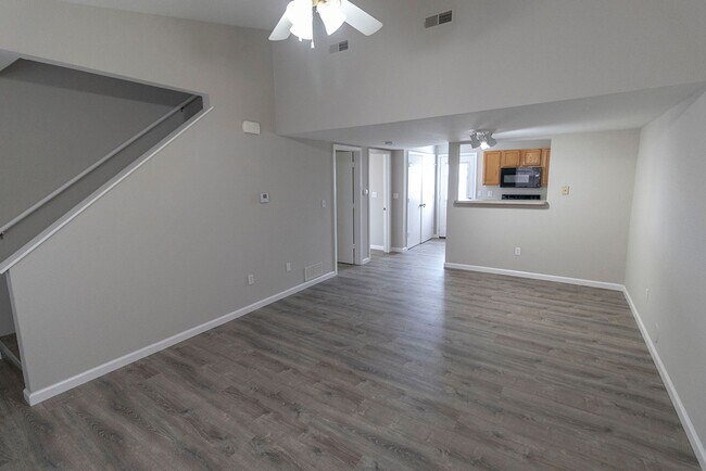 Building Photo - 5305-5307 Currituck Ln