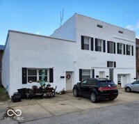 Building Photo - 106 S Market St