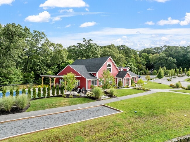 Building Photo - 66 Palmetto Dr