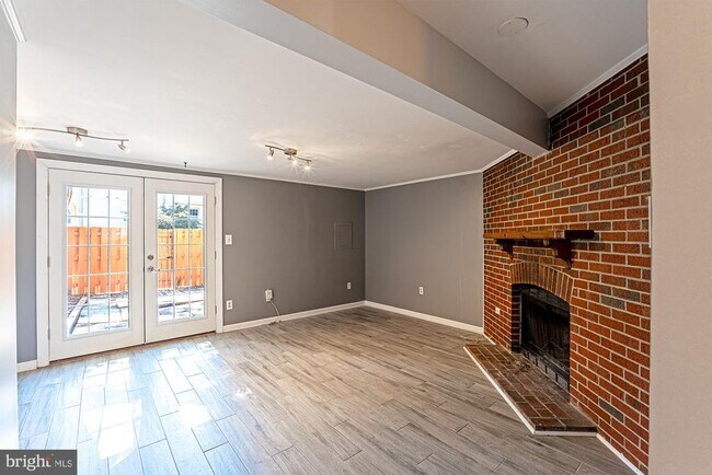 Building Photo - 10343 Annaberg Ct