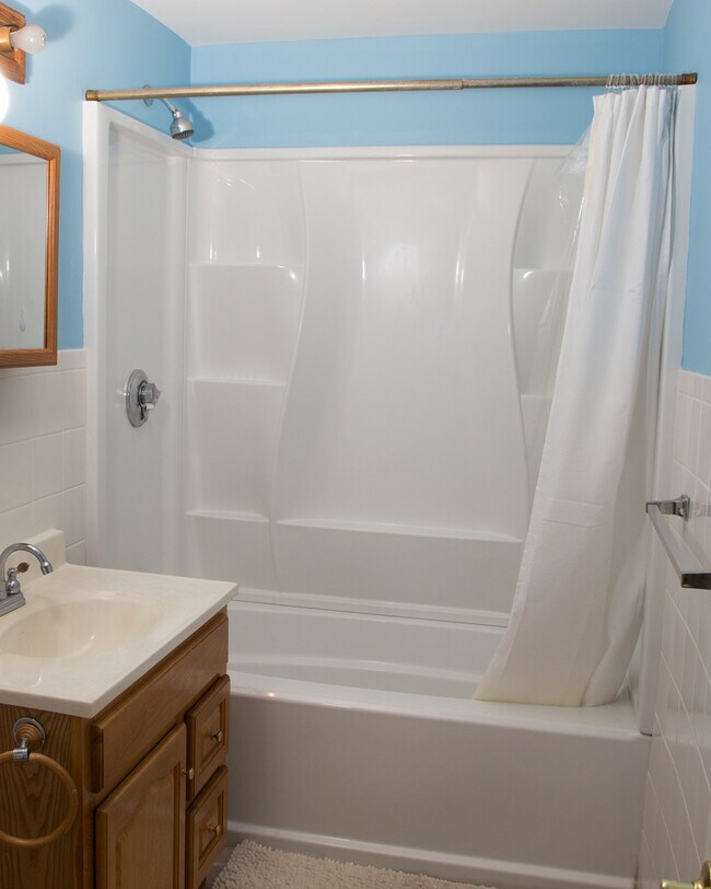 Bathroom - 43 Hadley Village Rd
